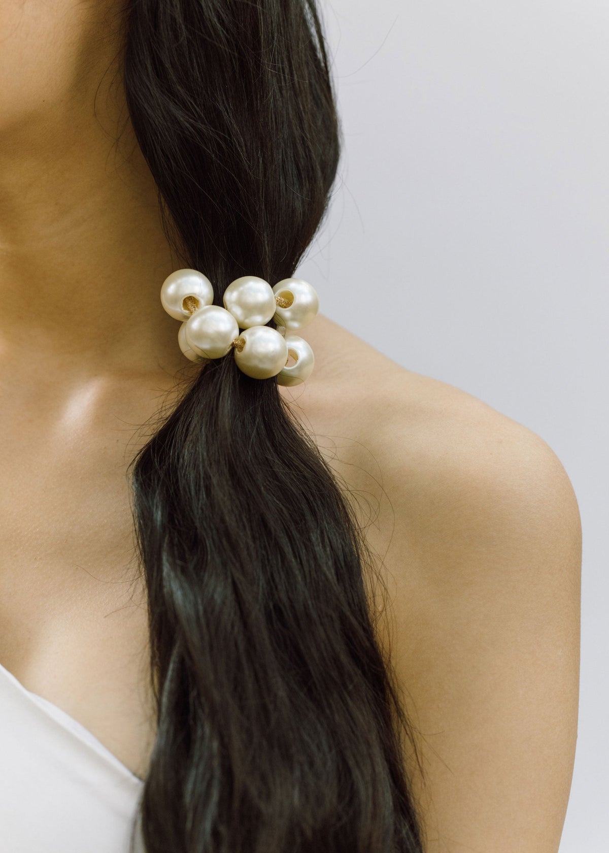 Béatrice Pearl Ponywrap